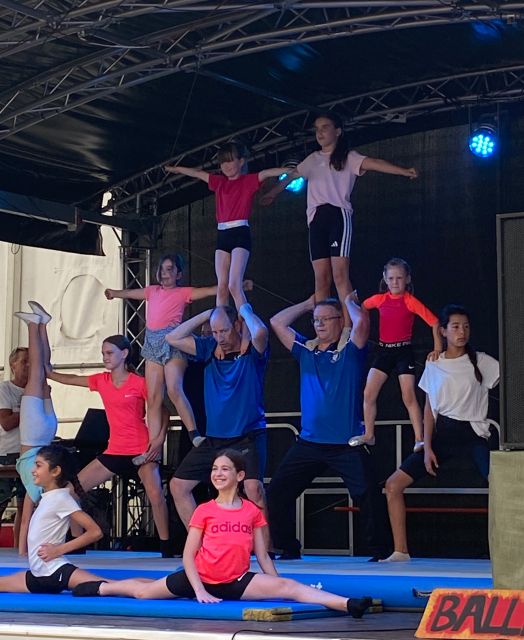 Auftritt der Akrobaten