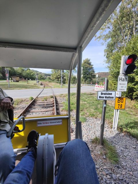 Eine Ampelanlage auf der Bahnstrecke